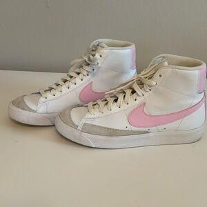 Nike blazers